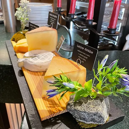 Goldener Adler - Im Sommer Silvretta Card Premium Inkludiert Hotel