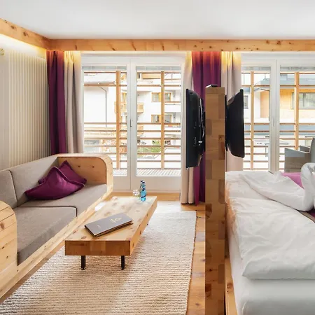 Goldener Adler - Im Sommer Silvretta Card Premium Inkludiert Hotel 4*