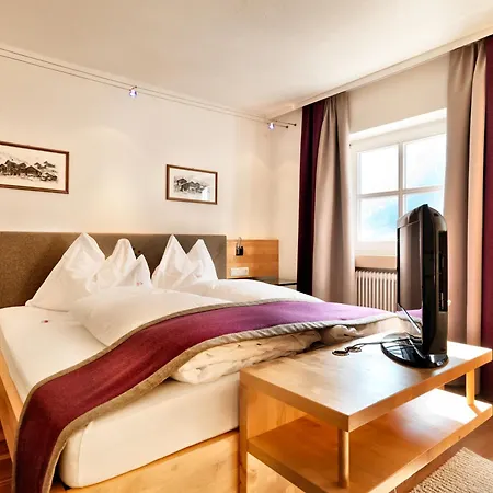 Hotel Goldener Adler - Im Sommer Silvretta Card Premium Inkludiert 4*