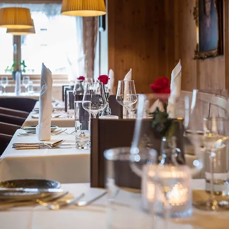 Goldener Adler - Im Sommer Silvretta Card Premium Inkludiert Ischgl