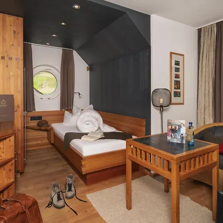 Hotel Goldener Adler - Im Sommer Silvretta Card Premium Inkludiert Ischgl