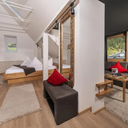 Goldener Adler - Im Sommer Silvretta Card Premium Inkludiert 4* Ischgl