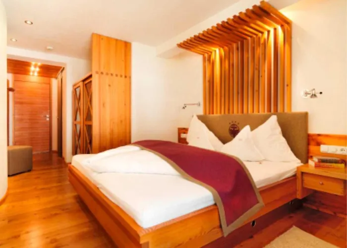 Hotel Goldener Adler 4*