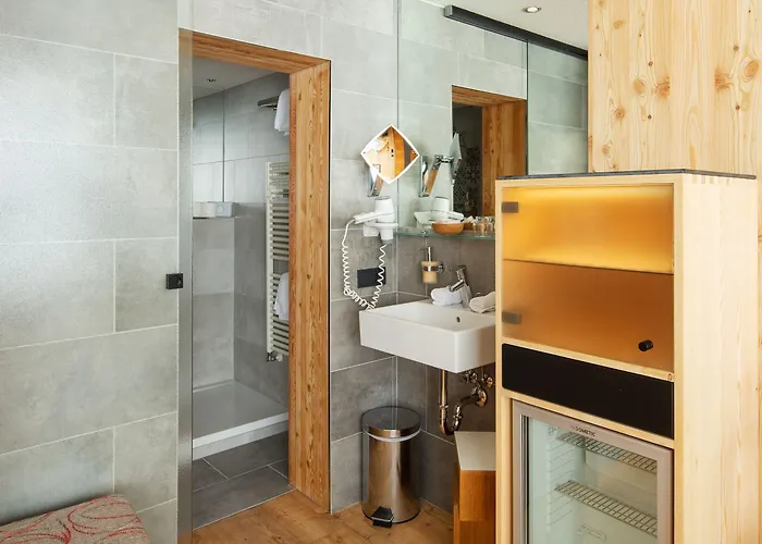 Hotel Goldener Adler 4*