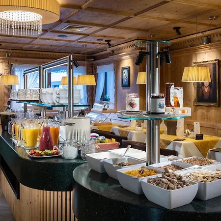 Szálloda Goldener Adler Ischgl