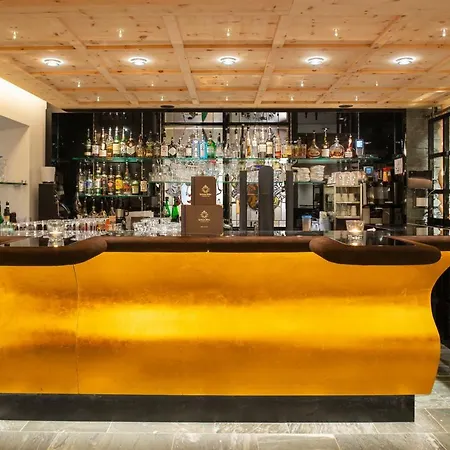 Goldener Adler Szálloda 4*