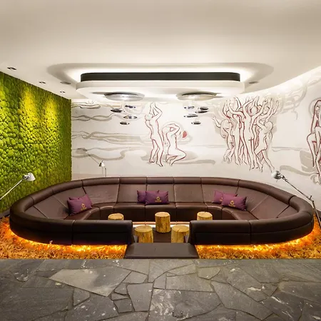 Goldener Adler - Im Sommer Silvretta Card Premium Inkludiert Hotel 4*